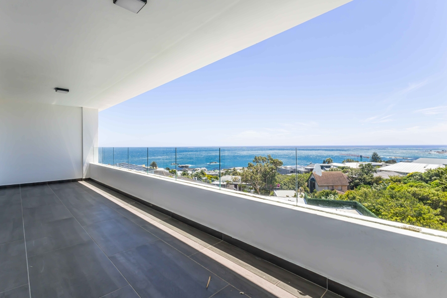 To Let 2 Bedroom Property for Rent in Camps Bay Western Cape